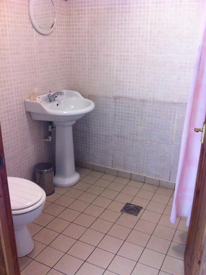Pantyrathro International Hostel Carmarthen Bagian luar foto