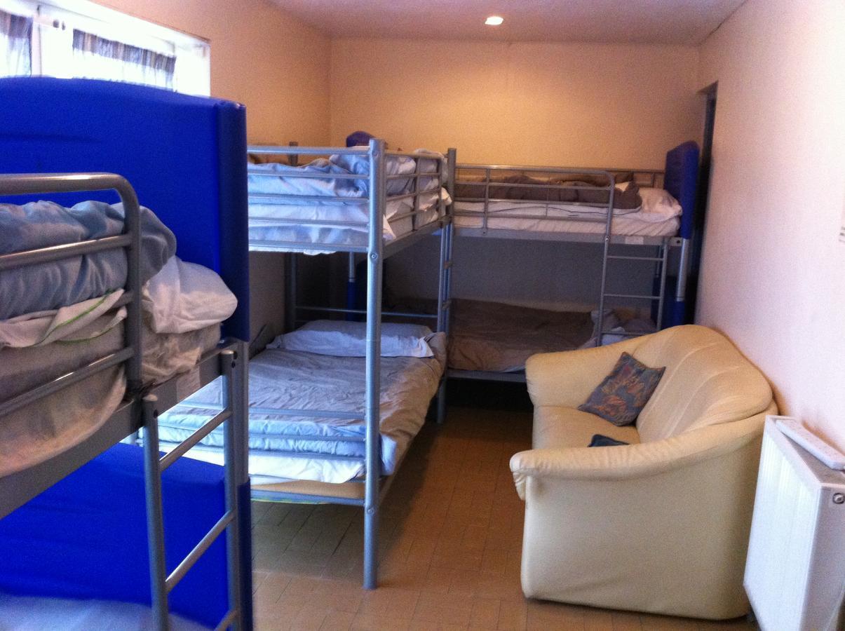 Pantyrathro International Hostel Carmarthen Bagian luar foto