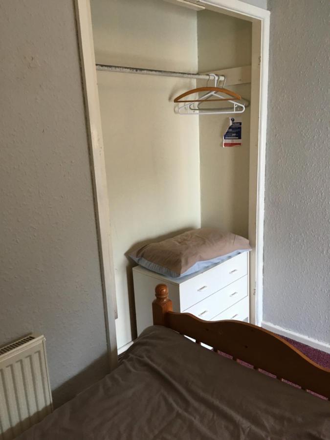 Pantyrathro International Hostel Carmarthen Bagian luar foto